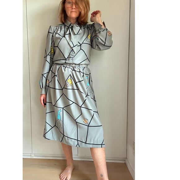 Vintage 80s Day Dress Size Med Grey Graphic Print Midi Length Office Made USA - Picture 1 of 11